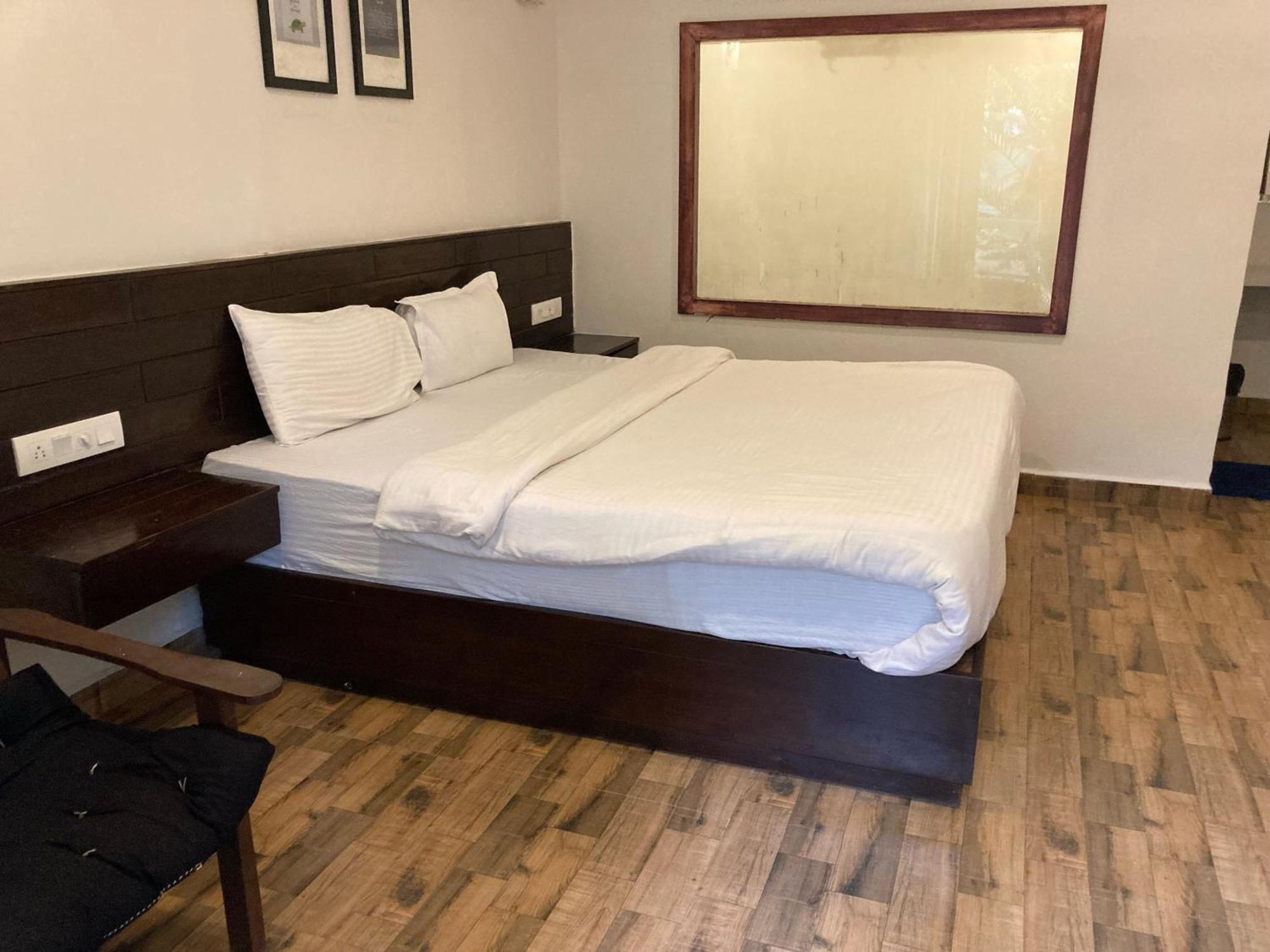 Hotel O Calangute Beach Resort Candolim Buitenkant foto